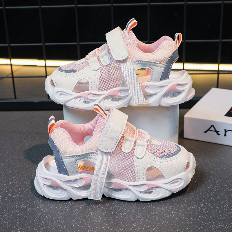 2023 Summer Edition Children's Sandals with Lights, Girls' Headless Sandals, Hollow Mesh, Korean Edition Soft soled Sports Shoes for Elementary School Students