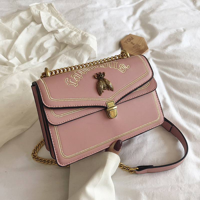 2024 New Fashion Single Shoulder Bee Small Square Bag Chain Strap Cross Shoulder Factory Goods Wholesale Large Capacity Cross border Bag Women's Trendy Pair