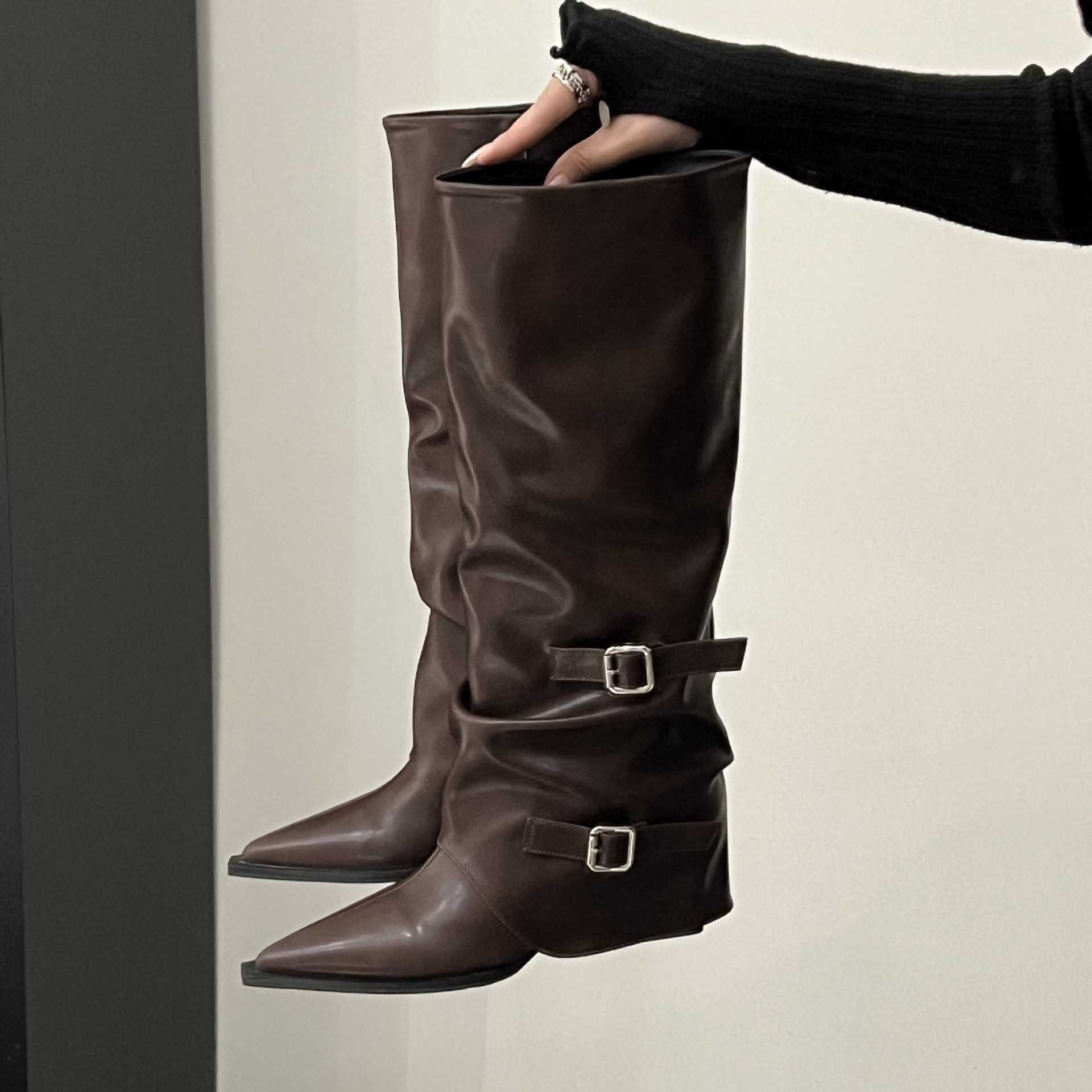 Belt buckle~Thick heeled boots, long boots, women's European and American hot girls, high boots, pointed black pants, boots, explosive street