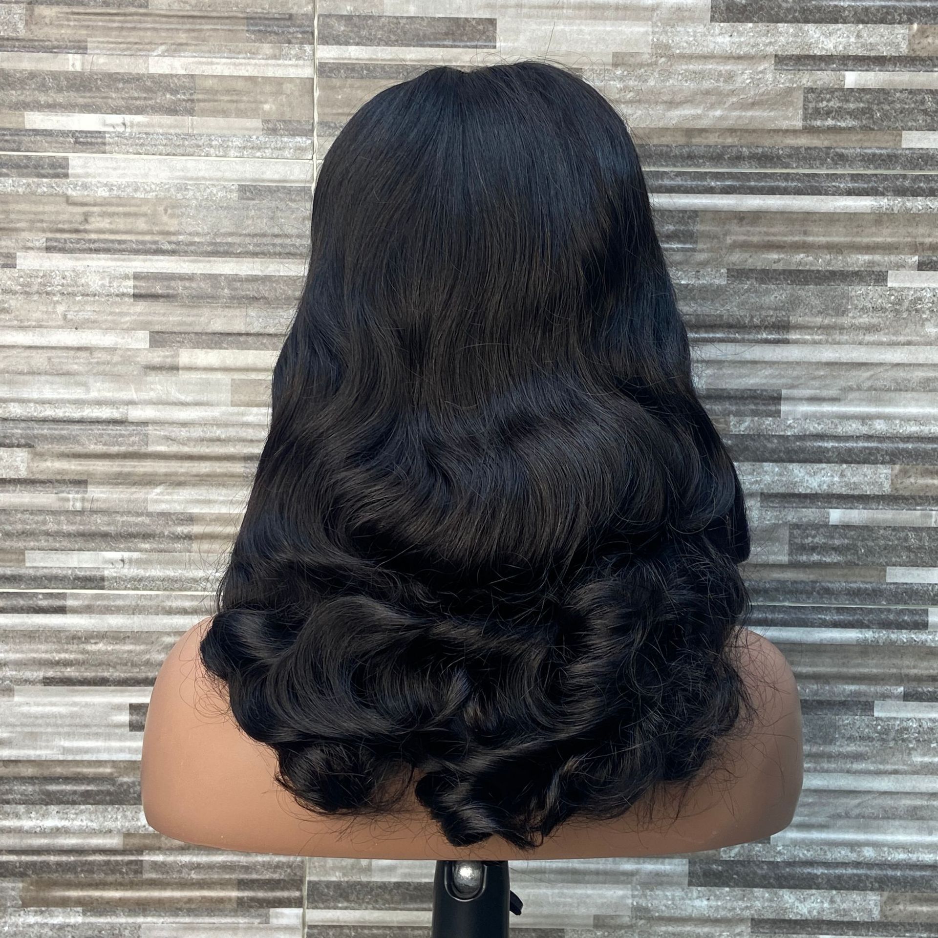 Regular in stock Loose Body 5 * 5 lace front wig real hair lace wig headband