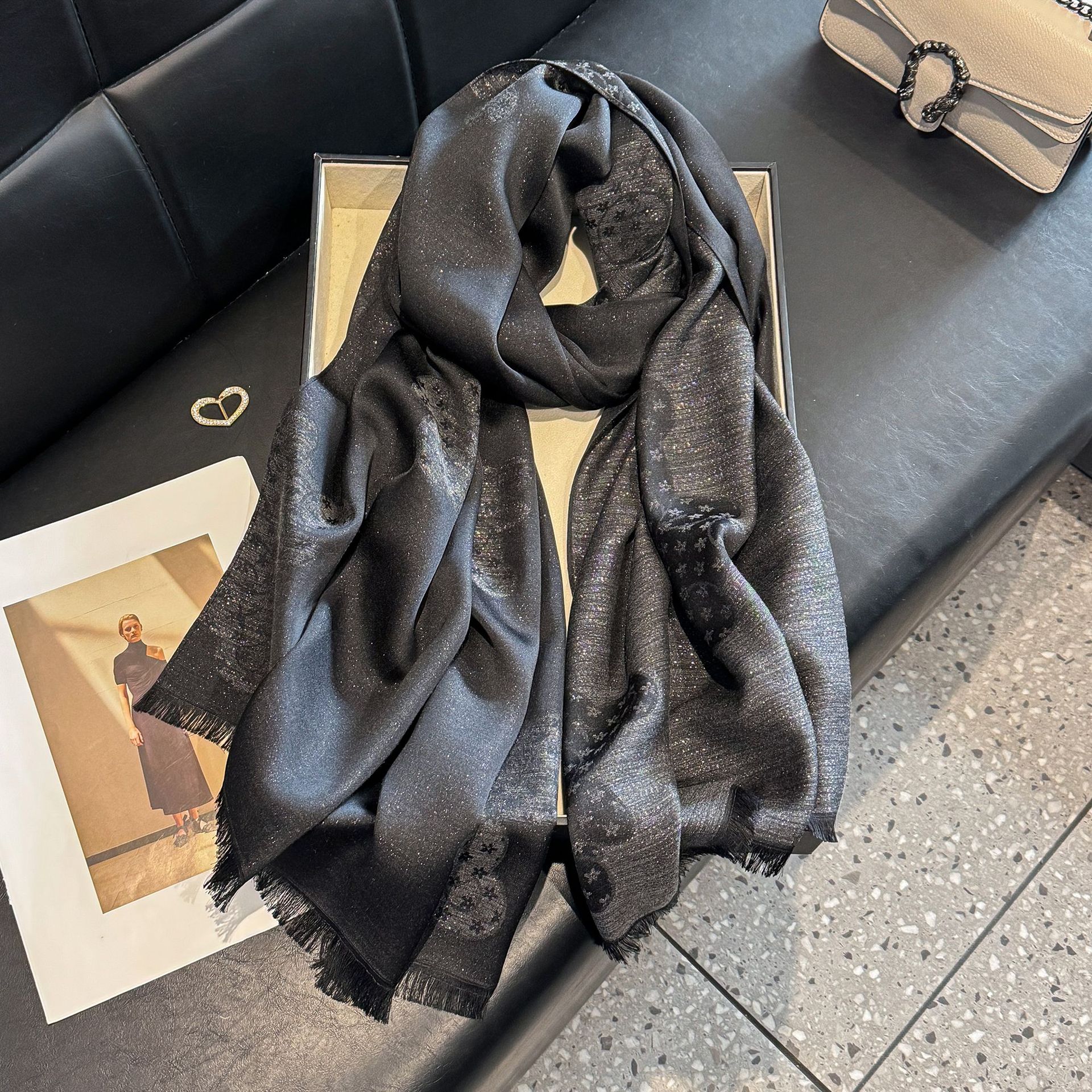 2025 New Spring/Summer Tencel Cotton Silk Scarf, High Fashion and Western Style Beach Scarf, Shawl, Five pointed Star Scarf for Women