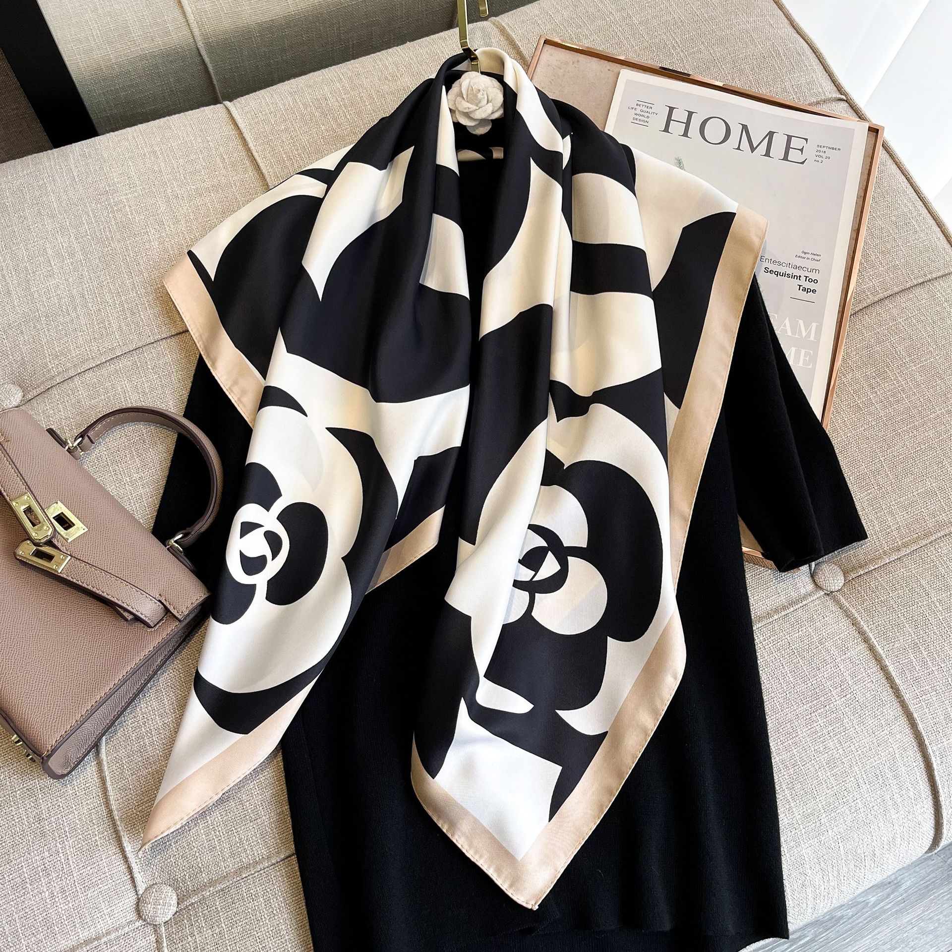 Simulated silk small square scarf women's scarf spring and summer new fashion twill printed silk scarf sunscreen beach towel sunscreen