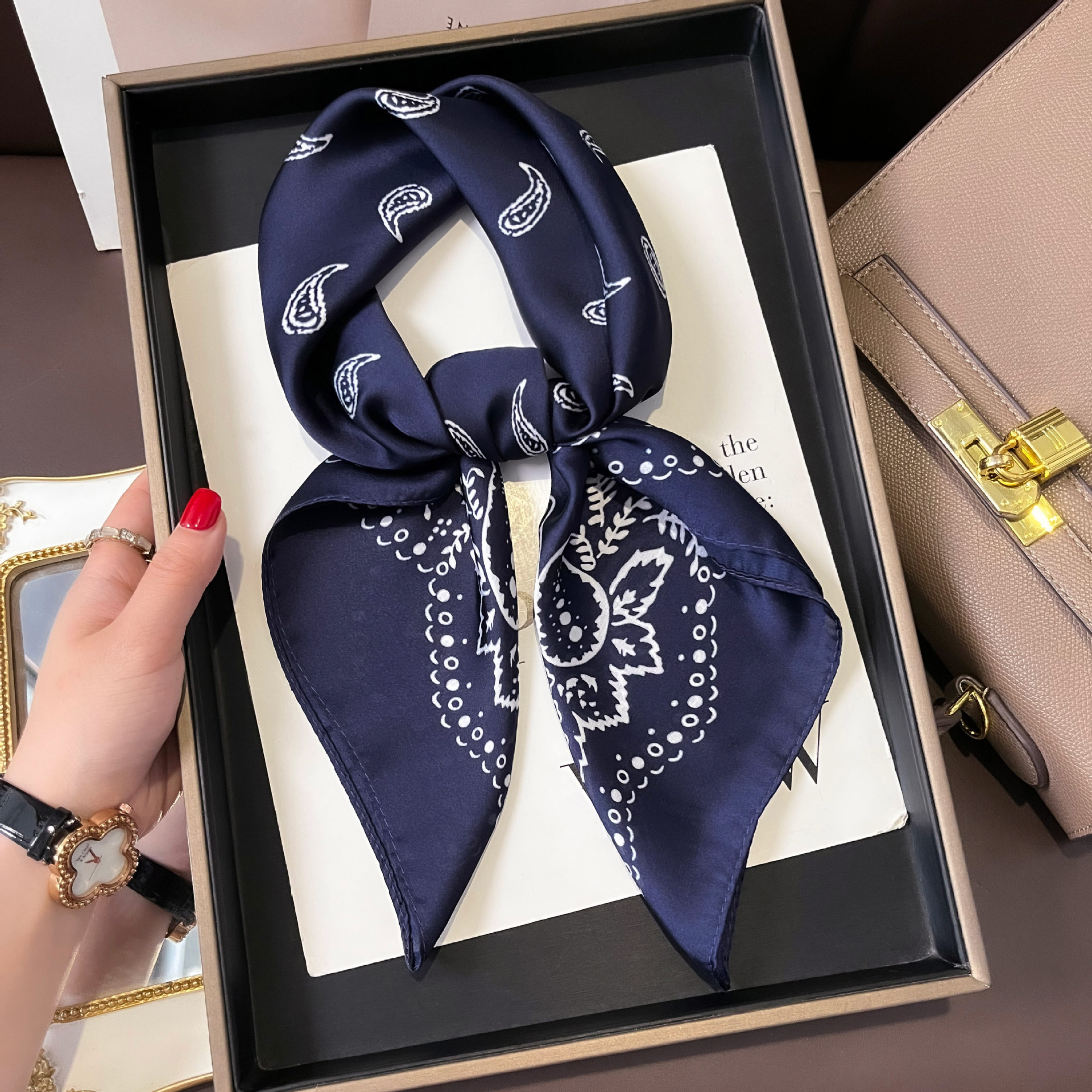 2023 Summer Cashew Flower Versatile 70 Small Square Towel Simulation Silk Women's Day Gift Decoration Scarf Printed Silk Scarf