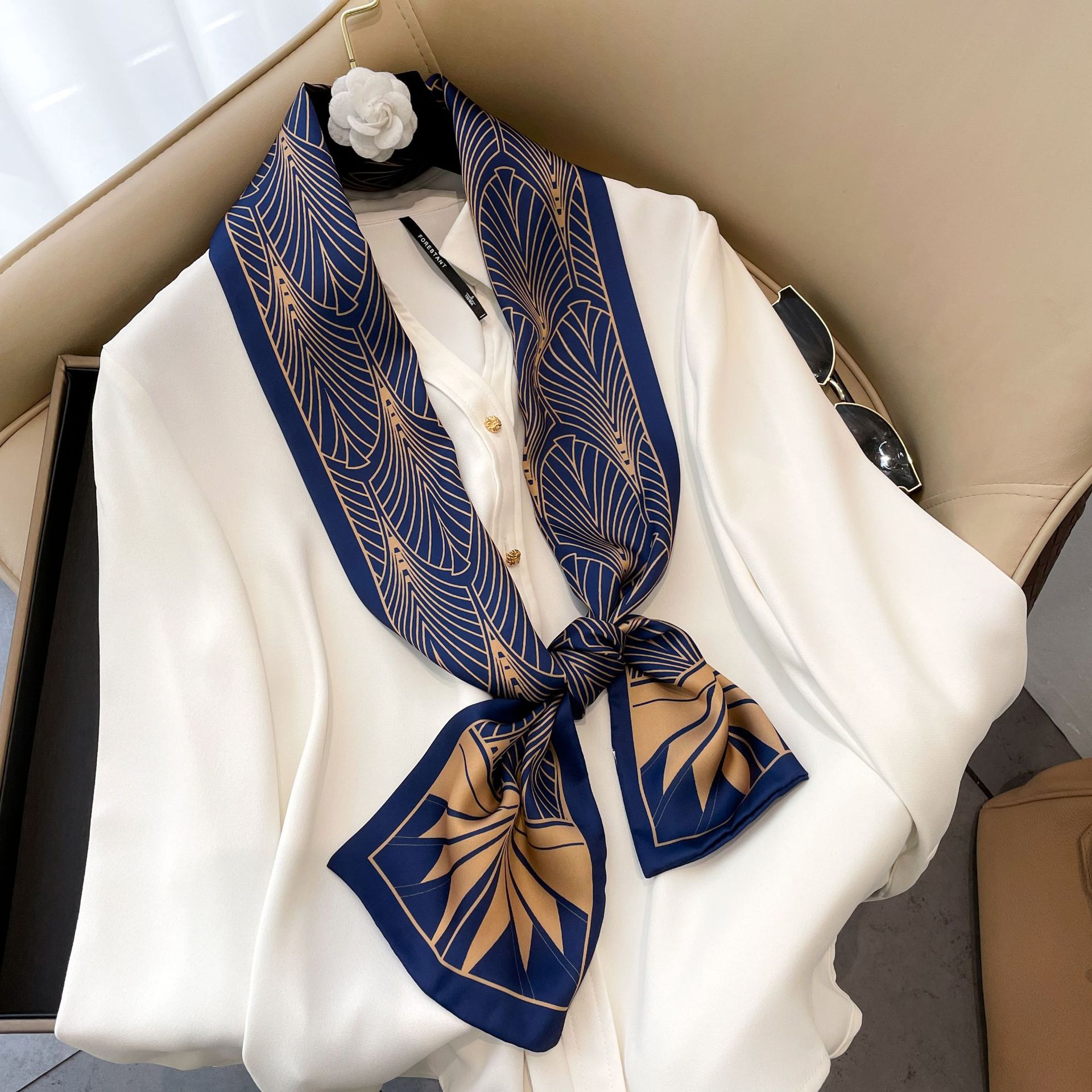 Simulated silk long scarves, women's hairbands, spring Korean internet famous temperament, versatile ribbons, shirts, decorations, binding straps, wholesale
