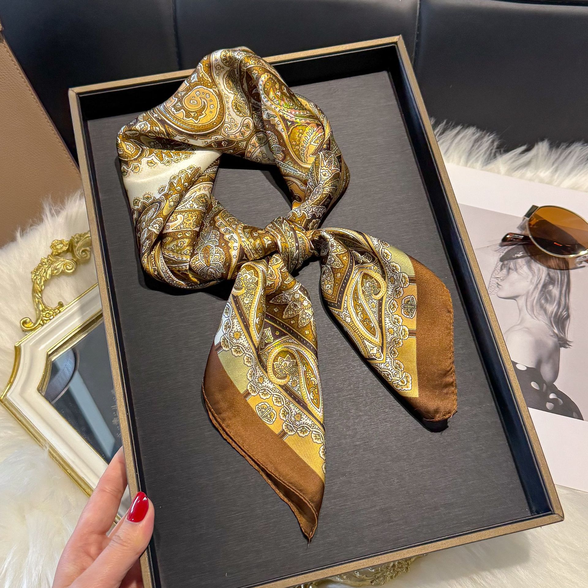 70cm silk scarf for women cross-border new style French elegant small cashew print scarf small square scarf with headscarf wholesale