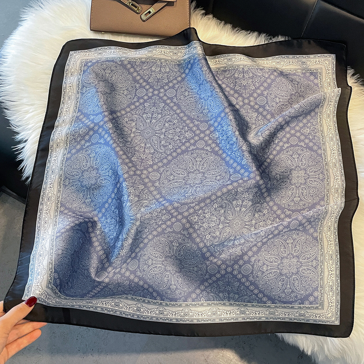 European and American light luxury high-end imitation silk scarf summer new classic style silk square scarf shawl scarf for women