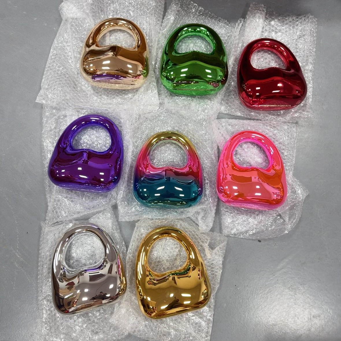 Acrylic Bag 2025 New European and American Cross border Fashion Personalized Handbag Instagram Internet Celebrity Women's Chain Banquet Bag