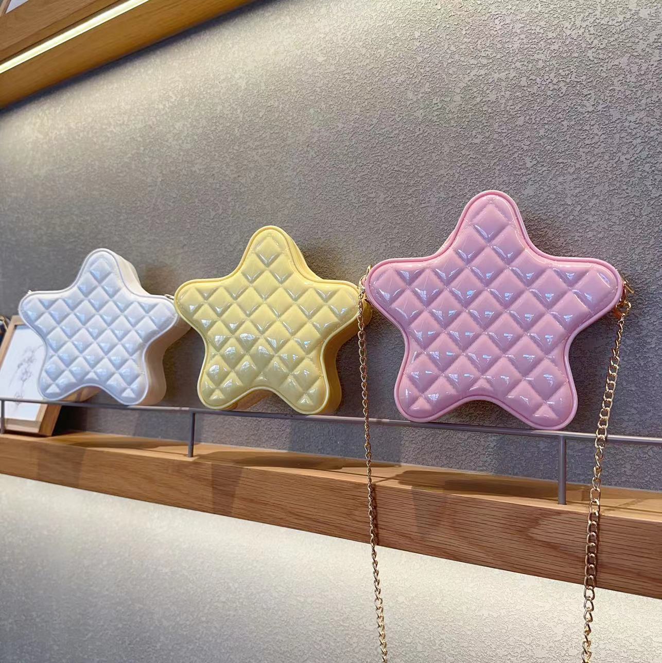 2025 new diamond grid bag, women's crossbody bag, fashionable chain bag, girl's heart shoulder bag, star bag, cute cartoon bag