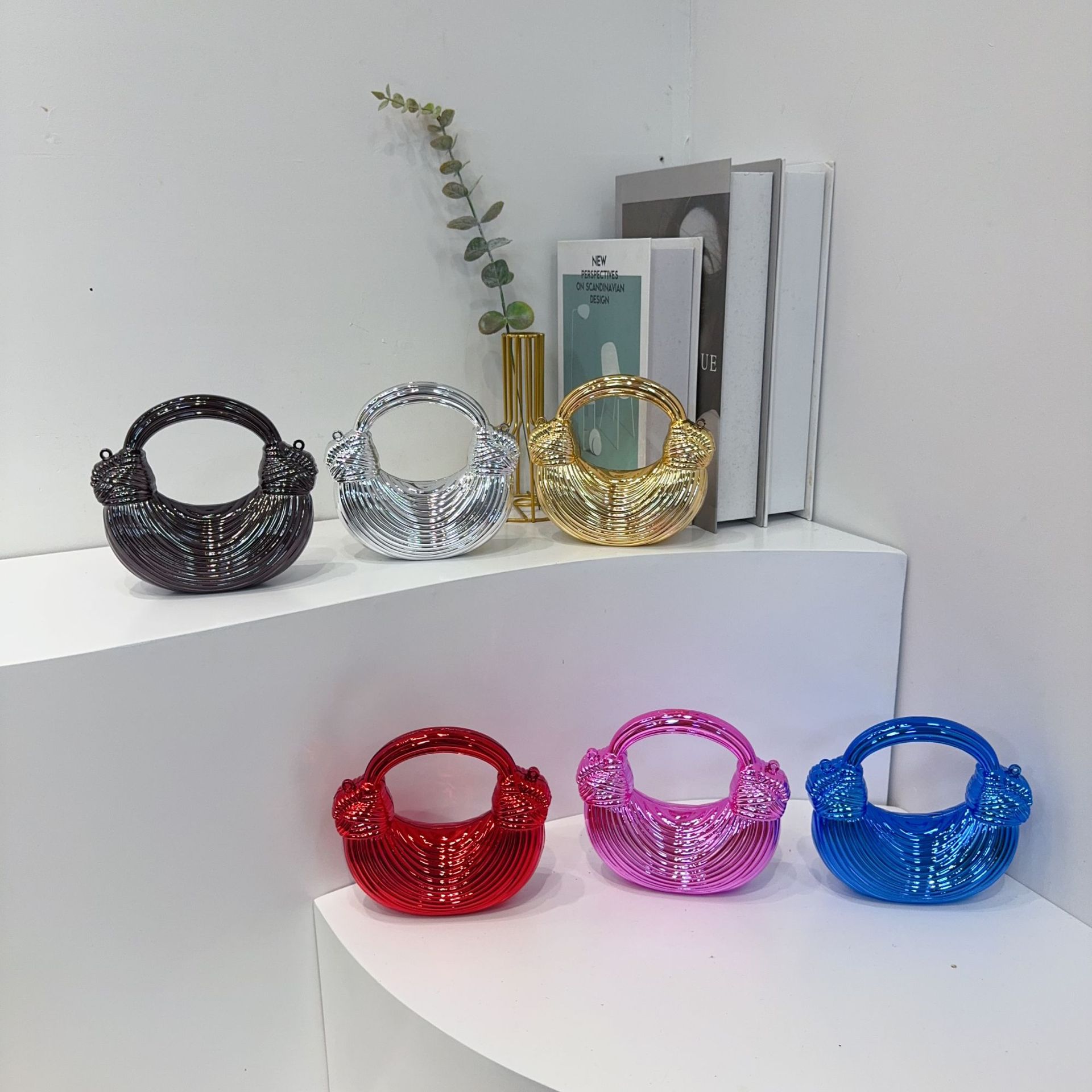 2025 Cross border Foreign Trade Acrylic Advanced Lamian Noodles Dumpling Bag New Cross border Fashion Handle Chain Bag