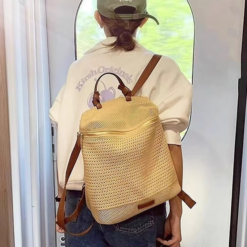 Large capacity travel woven backpack for women 2025 new model, popular this year, niche commuting backpack for women