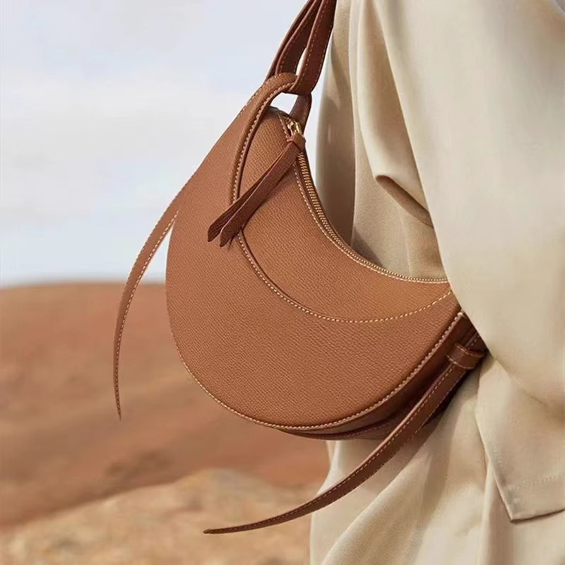 French niche crescent bag 2025 new high-end saddle bag shoulder cross arm bag women's retro
