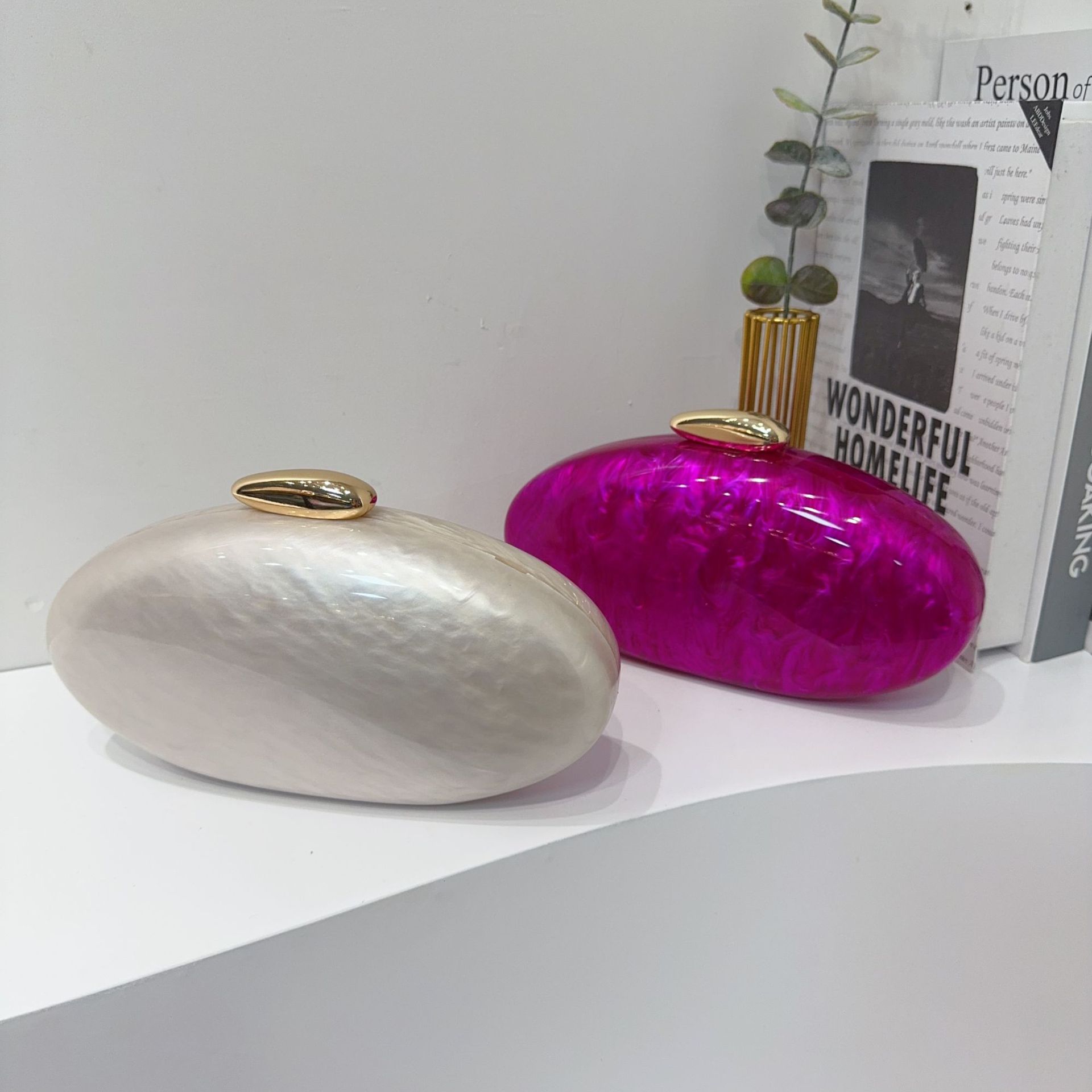2025 Women's New European and American Single Shoulder Diagonal Span Bag, Shaped Shell Acrylic Bag, Fashion Wedding Banquet Handbag