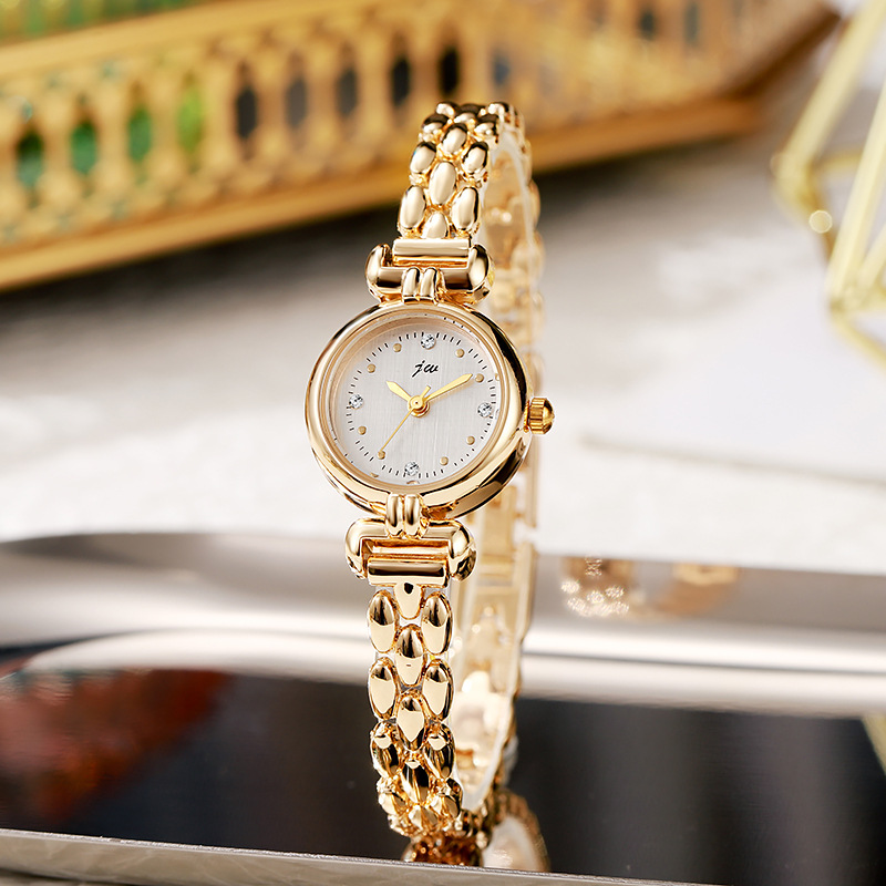 Hot selling new small dial women's watch, women's watch, student light luxury steel bracelet linked list, niche temperament, high-end sensation, explosive product