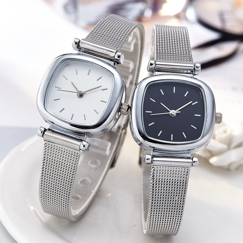 New brand Korean fashion women's watch women's small square shaped electronic quartz niche student foreign trade wholesale