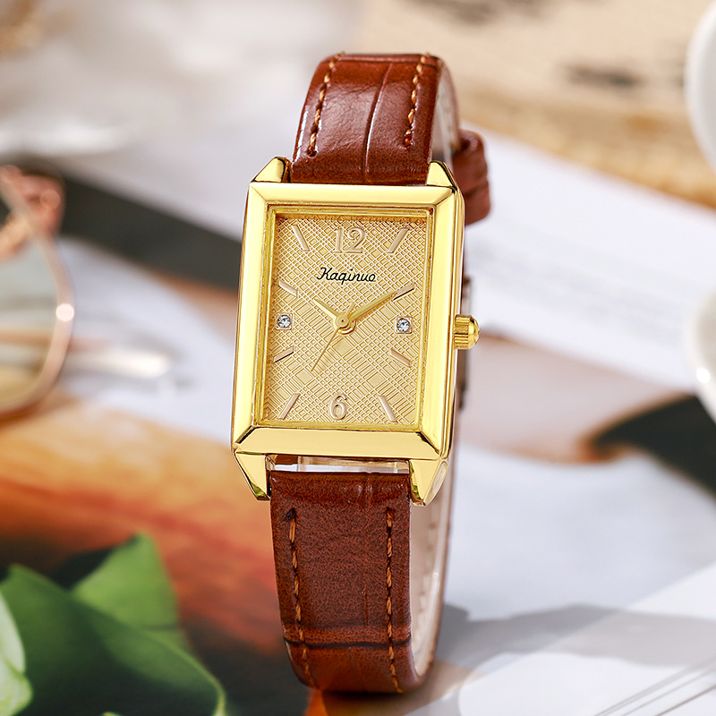 New Gold Women's Watch Cross border Explosive Belt Rectangular Women's Watch Women's Style Minority Student Party Advanced Sense