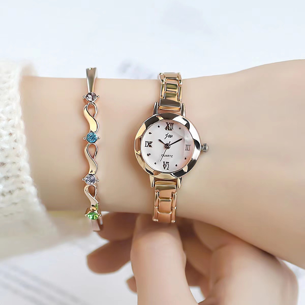 New Fashion Style Women's Watch Women's Student Small Dial Korean Edition Simple Style Electronic Quartz Watch
