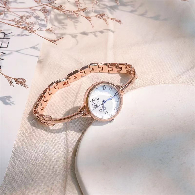 New Fashion Women's Watch Women's Style Junior High School Student Strap Small Dial Round Electronic Casual Quartz Watch
