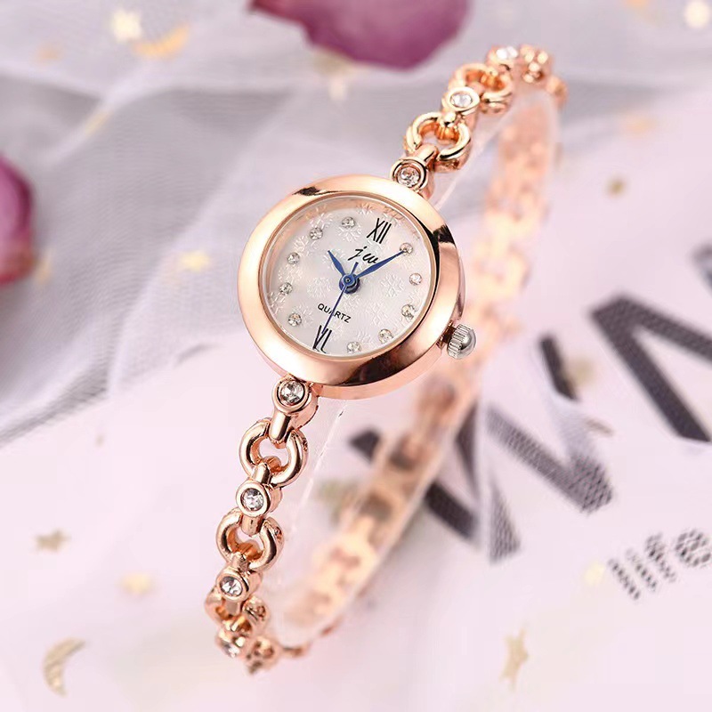 New Fashion Korean Edition Thin Strap Small Dial Women's Watch Female Student Ins Wind Electronic Versatile Quartz Watch