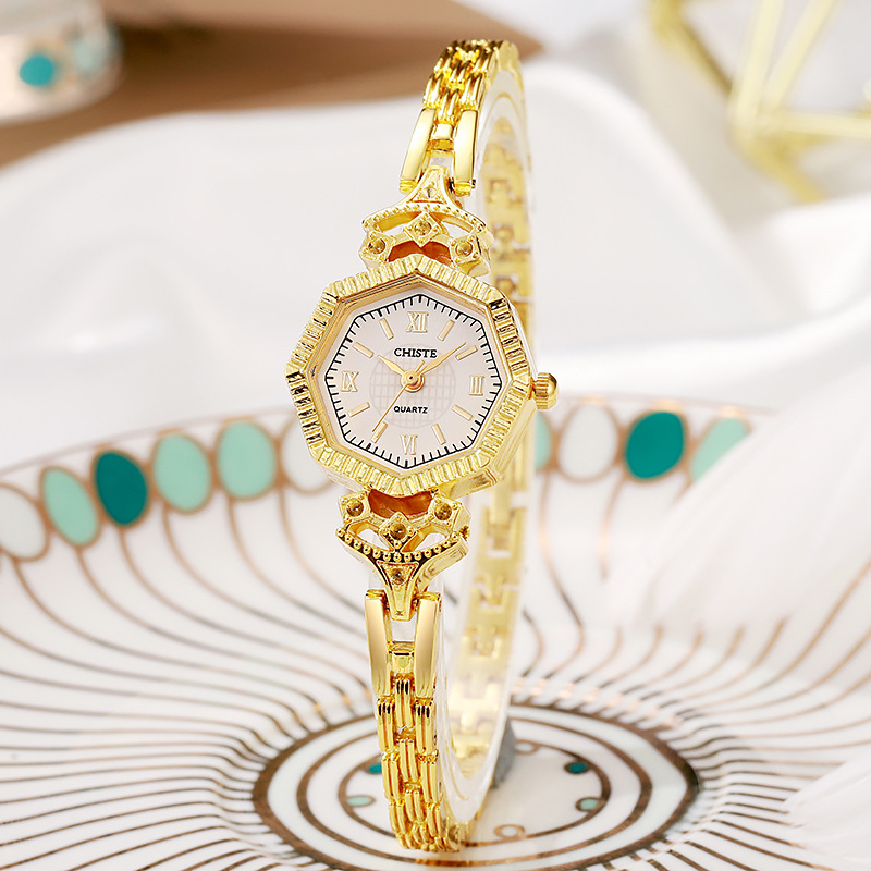 Cross border popular antique style women's watch, female style, student niche, Guangzhou watch temperament, high-end sense, fashionable style