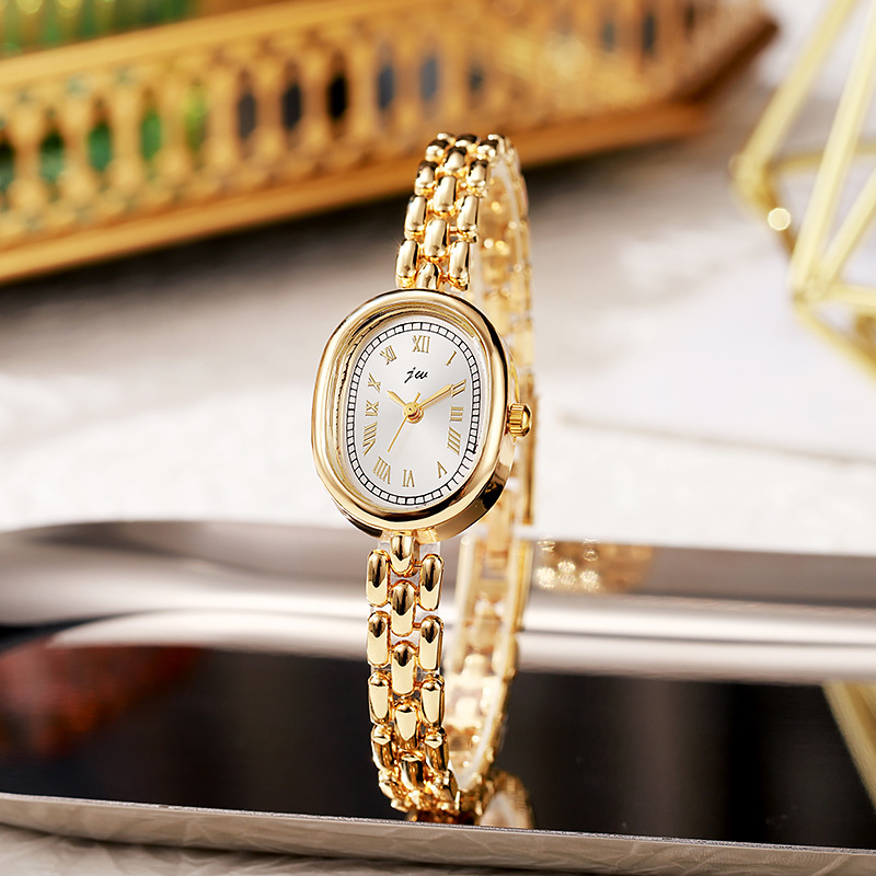 Light luxury classic retro temperament oval women's watch, women's watch bracelet watch, students look white and high-end Guangzhou watch