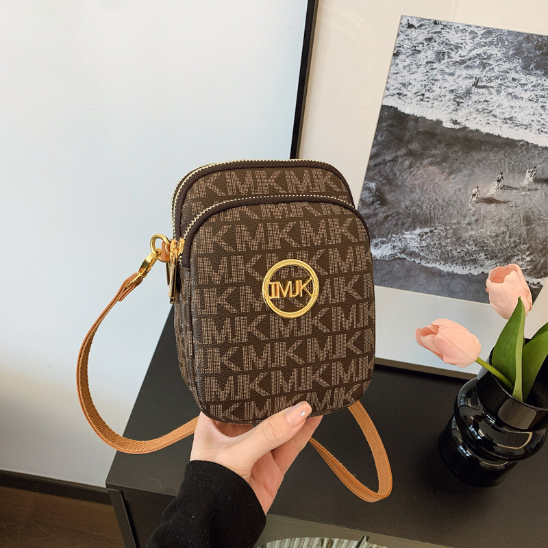 New Fashionable Cross Shoulder Small Bag with Retro Printing for Foreign Trade, Mom and Women's Single Shoulder Bag, Trendy Women's Chest Bag, Trendy Mobile Phone Bag