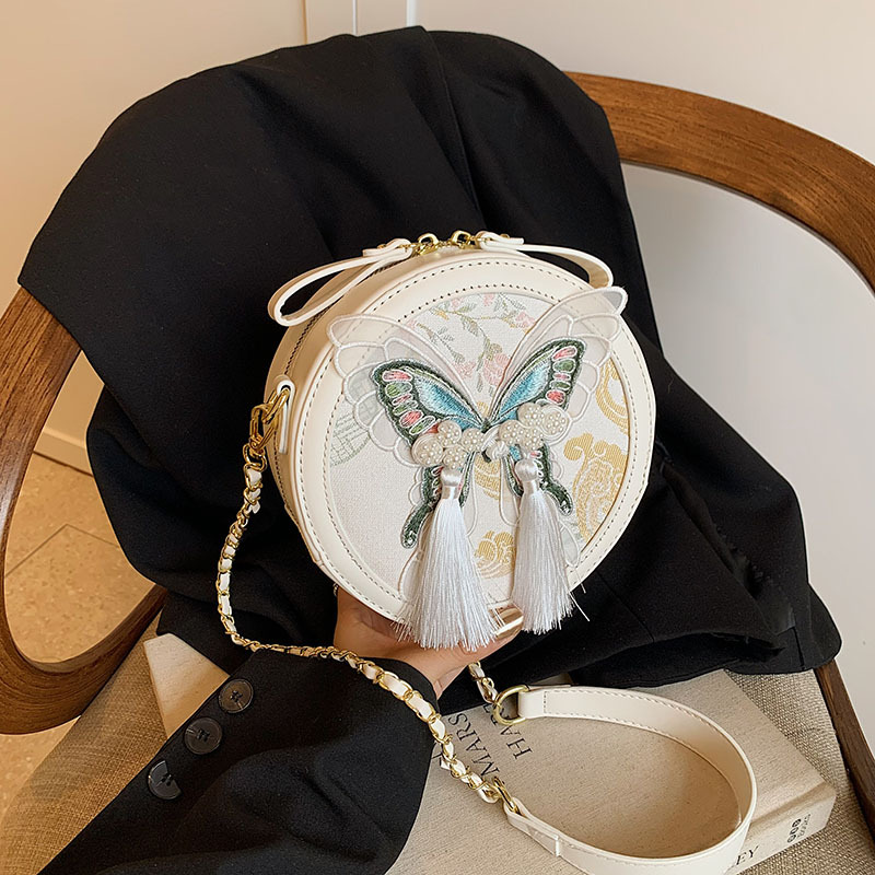 2025 New Chinese style Small Bag Fashion and Niche Shoulder Bag Ins Women's Tassel Personalized Crossbody Small Round Bag