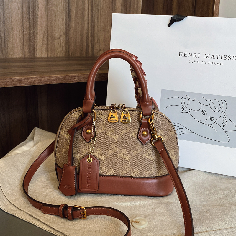 Texture Simple Shell Bag for Women 2025 New Fashionable Versatile Handbag Vintage Printed Single Shoulder Cross Shoulder Women's Bag
