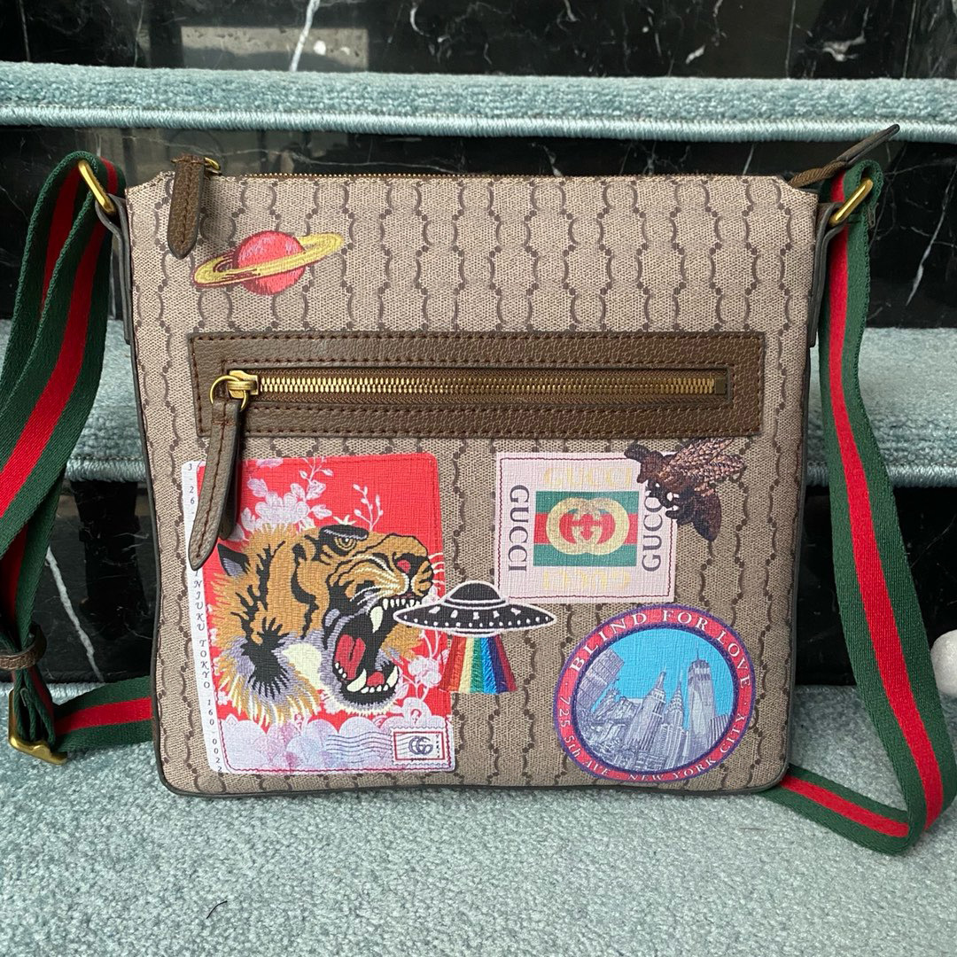 2024 New Large Men's Crossbody Bag Shoulder Bag Large Capacity Trendy Men's Fashion Leisure Bag Foreign Trade Source