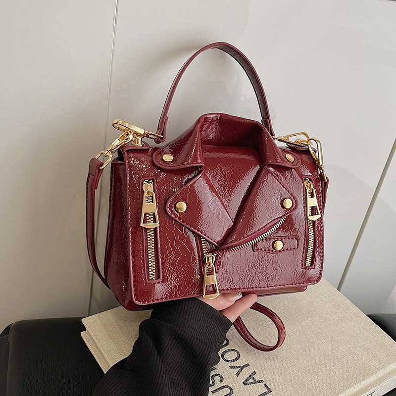 Foreign trade personalized jacket small suit bag 2025 new European and American fashion rivet shoulder bag women's small square bag trend