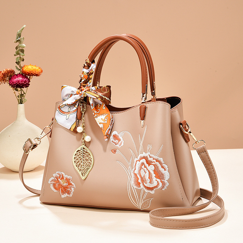 Mother's Day Gift Embroidered New Chinese style Large Capacity Handheld Women's Mother's Bag with Elegant and High Quality Cross Carrying Women's Bag