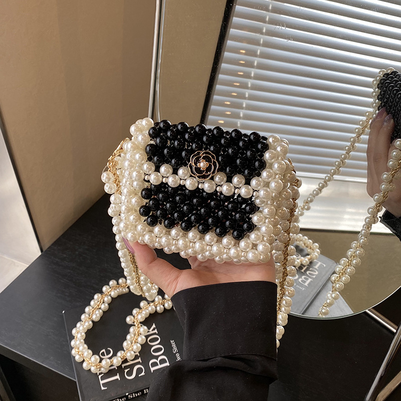 Bags Summer Mini Bag 2025 New Fashionable Woven Bag Xiaoxiangfeng Pearl Chain Crossbody Red Envelope