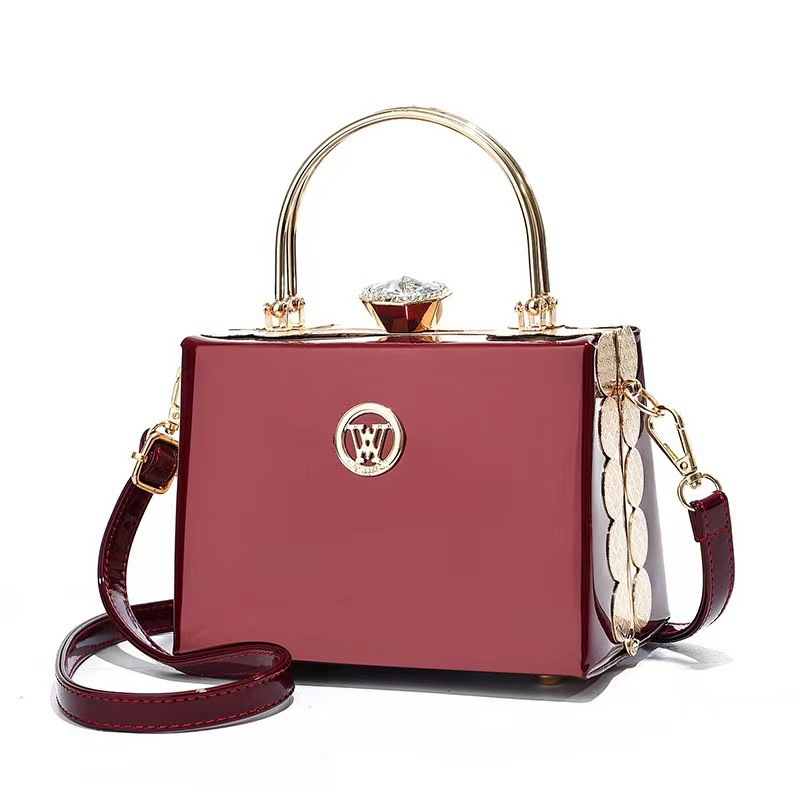 Small bag, women's 2025 new mini niche design, steel clip women's bag, stylish paint finish, shiny leather, crossbody shoulder bag, trendy
