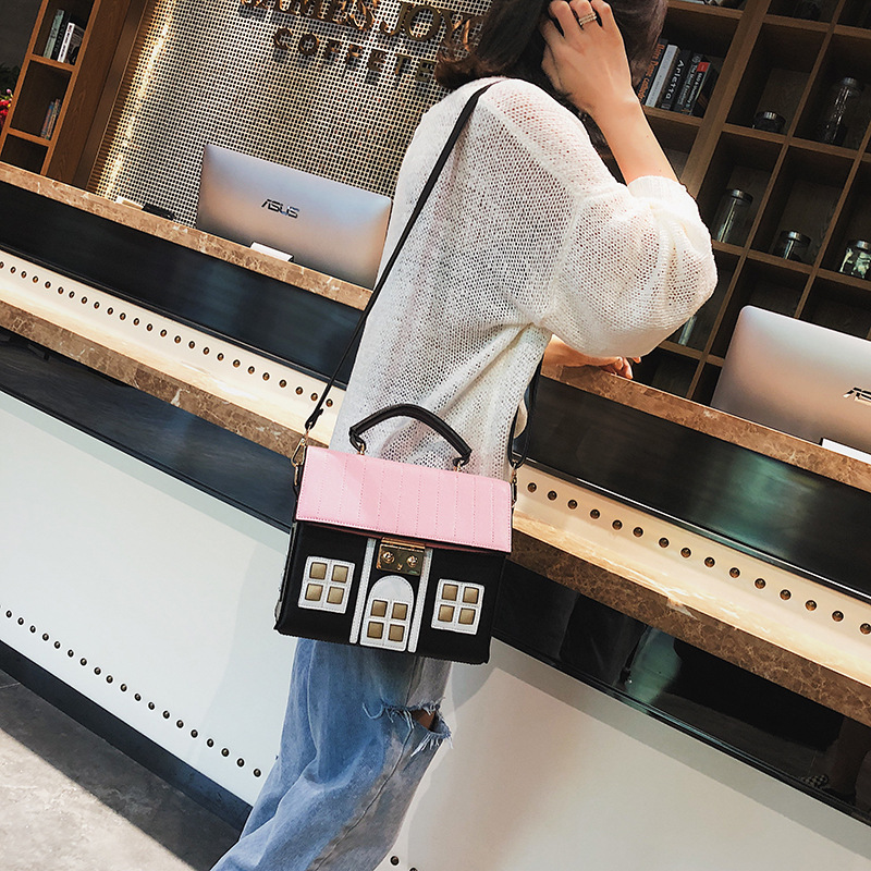 Niche handbag women 2025 new summer Korean version versatile crossbody creative house street personality shoulder bag ins