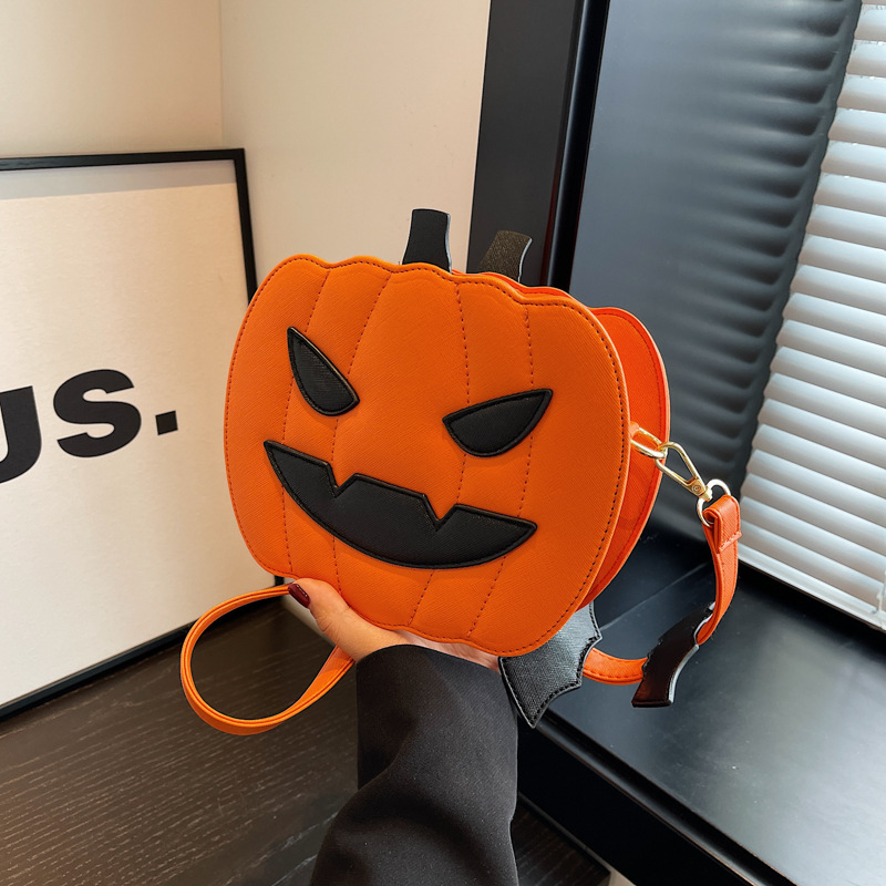 Halloween bag new 2025 cartoon personality pumpkin bag Xiaohongshu same style women's chain crossbody small round bag