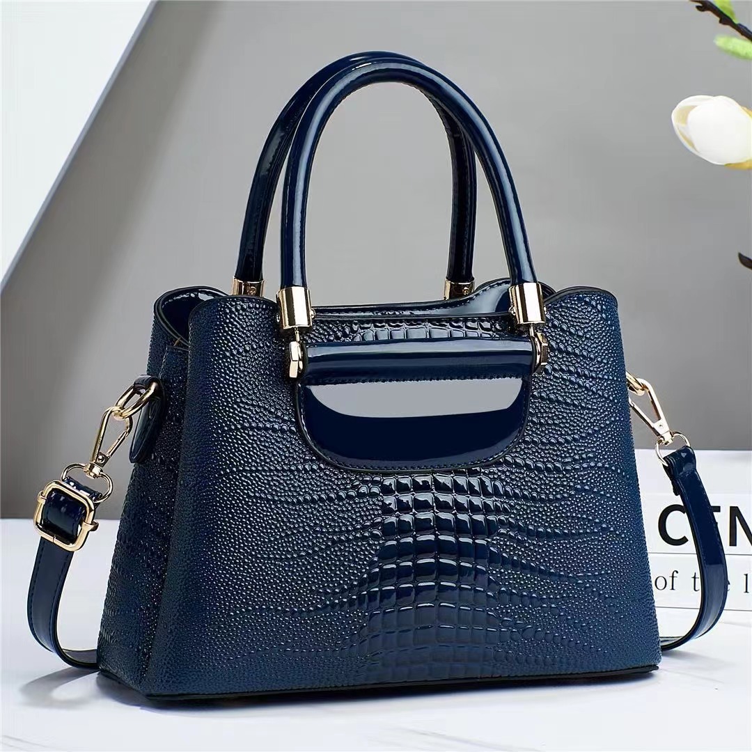 Bright Leather Stone Pattern Bucket Bag 2025 New Handbag Large Capacity Women's Shoulder Bag