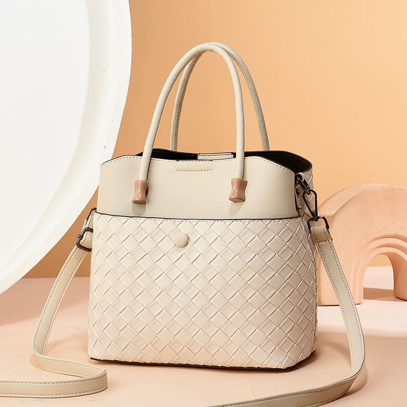 2025 New Large Capacity Tote Bag for Women, Soft Leather Knitted Single Shoulder Handbag, Versatile Commuter Underarm Bag, Trendy 2025 New Large Capacity Tote Bag for Women, Soft Leather Knitted Single Shoulder Handbag, Versatile Commuter Underarm Bag, Trendy