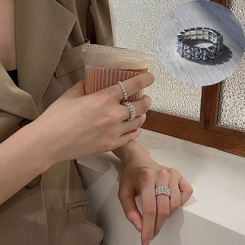 New Product Water Diamond Ring Women's Fashion Versatile Full Diamond Sparkling Diamond Elastic Ring Ring Claw Chain Series Wholesale