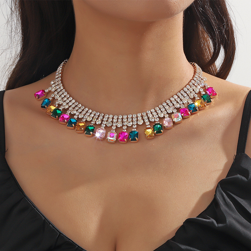Full diamond colored crystal necklace, exaggerated rhinestone tassel accessories, collarbone chain