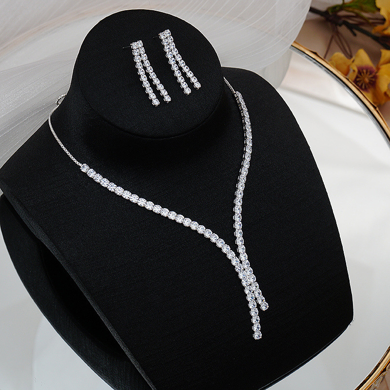 New Sparkling Full Diamond Zircon Necklace Earrings Set for Bridal Wedding Accessories, Simple and Versatile Set Wholesale