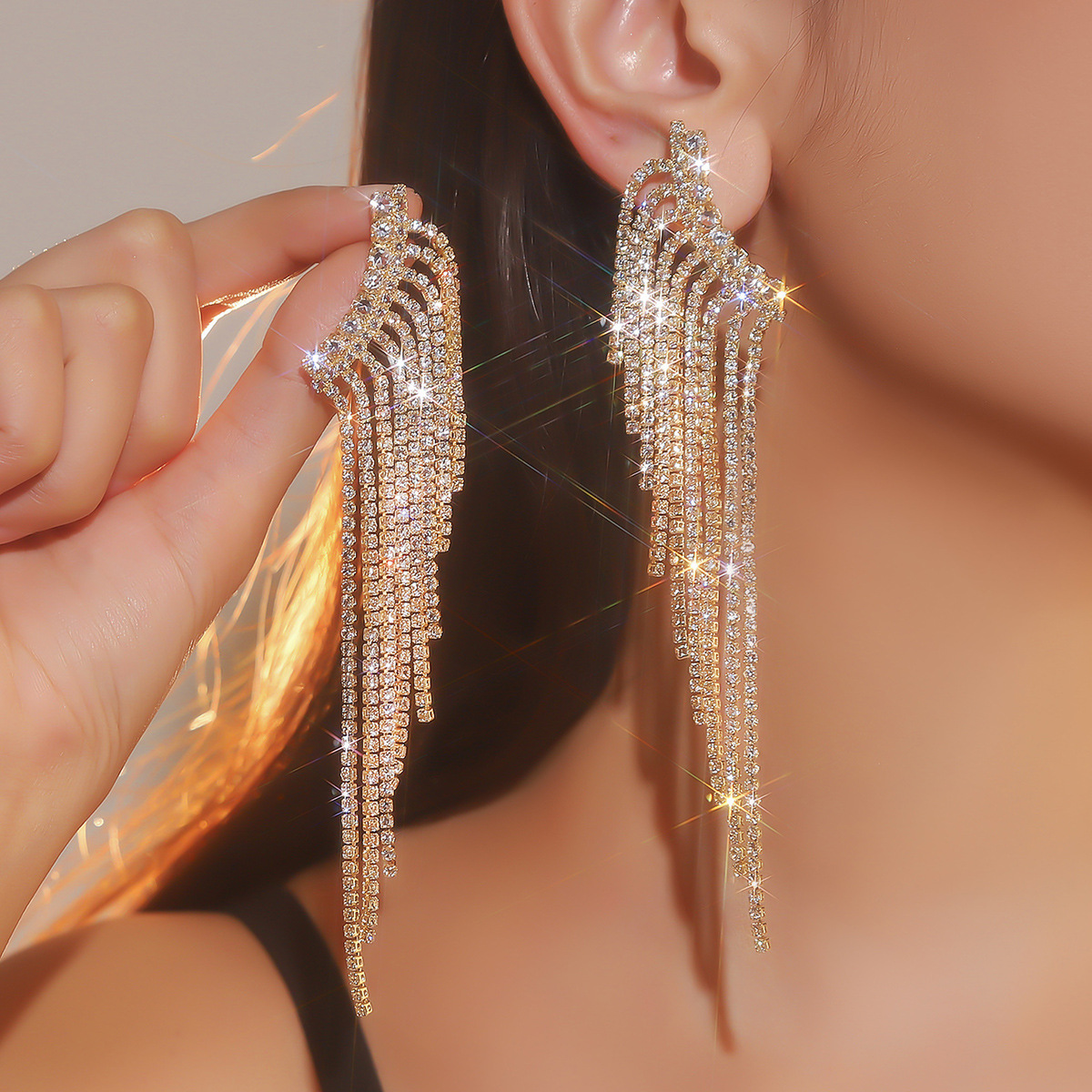 Exaggerated Claw Chain Bare Diamond Long tassel Earrings Sparkling Diamond Long Earrings Dress Versatile Charm Earrings