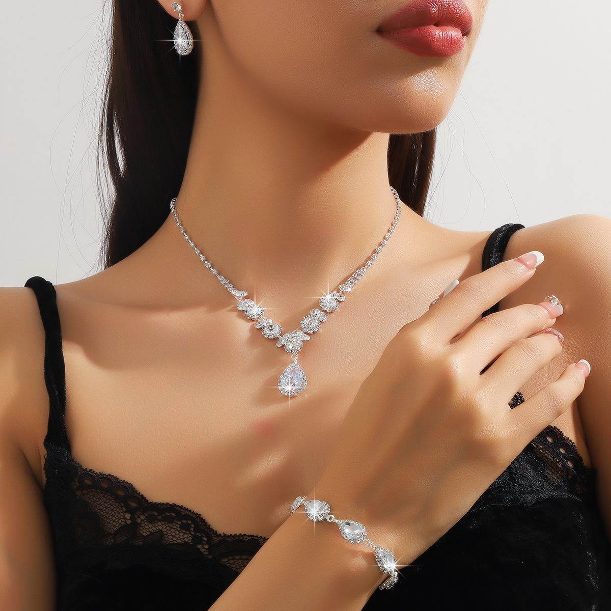 Bridal Wedding Jewelry Set Three Piece Sparkling Water Diamond Zircon Angel Tears Drop Necklace Earrings
