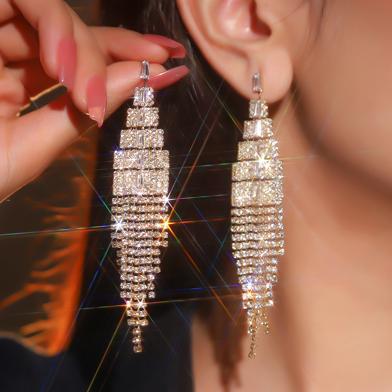 Temperament tassel rhinestone zircon long earrings nightclub earrings women's formal dress banquet naked diamond earrings