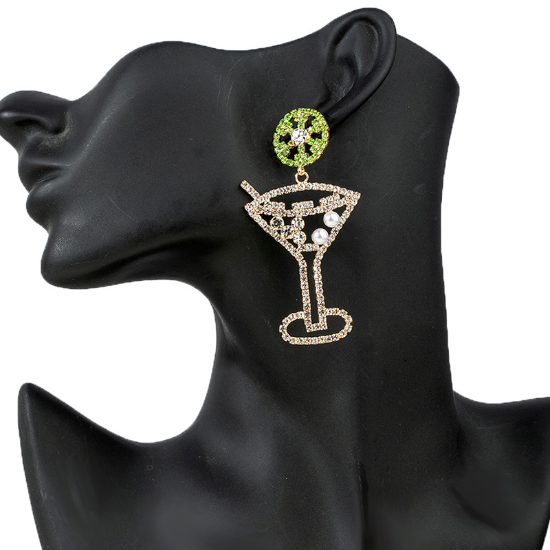 Cross border personalized sparkling green rhinestone cocktail glass hanging earrings European and American fashion popular pearl earrings