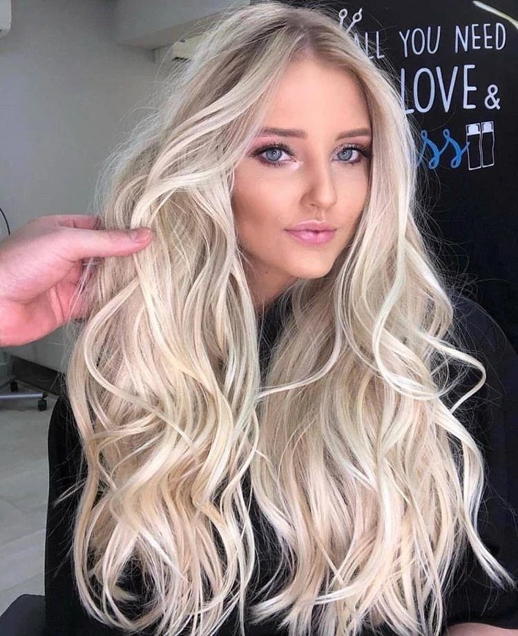 Amazon Cross border Europe and America New Wig Medium Split Gradient Yellow Long Curled Hair Women's Big Wave Wig Rose Net Amazon Cross border Europe and America New Wig Medium Split Gradient Yellow Long Curled Hair Women's Big Wave Wig Rose Net