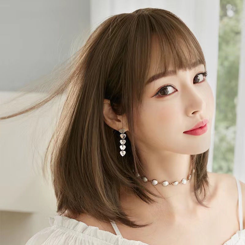 Korean women's shoulder length wig, women's hair, shoulder length bangs, long hair, air bangs, synthetic headbands in stock Korean women's shoulder length wig, women's hair, shoulder length bangs, long hair, air bangs, synthetic headbands in stock