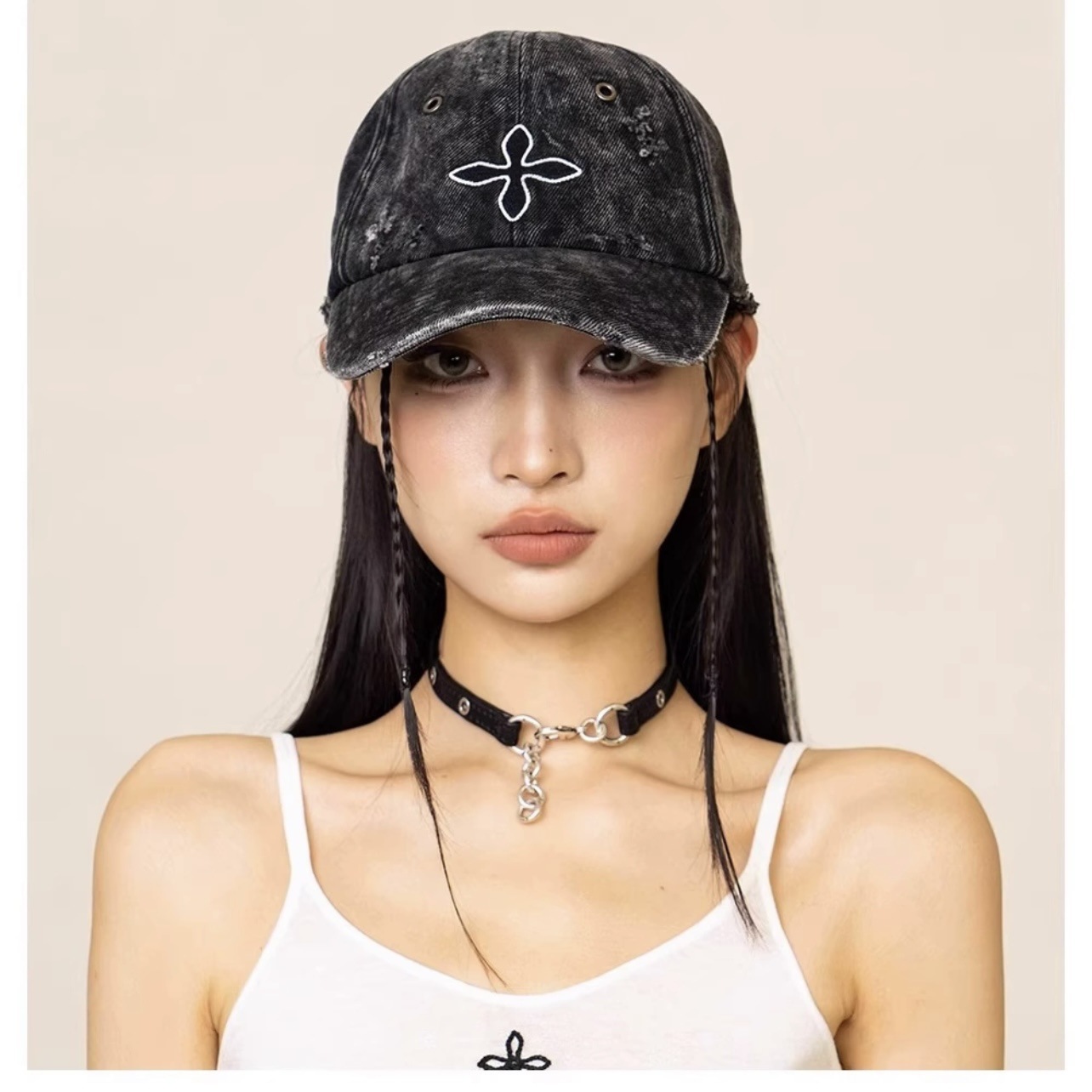Zhang Tianai's Cross Flower Cowboy Baseball Hat, Street Hot Girl Travel Sunshade Curved brimmed Hat, Duck Tongue Hat, Female New Style