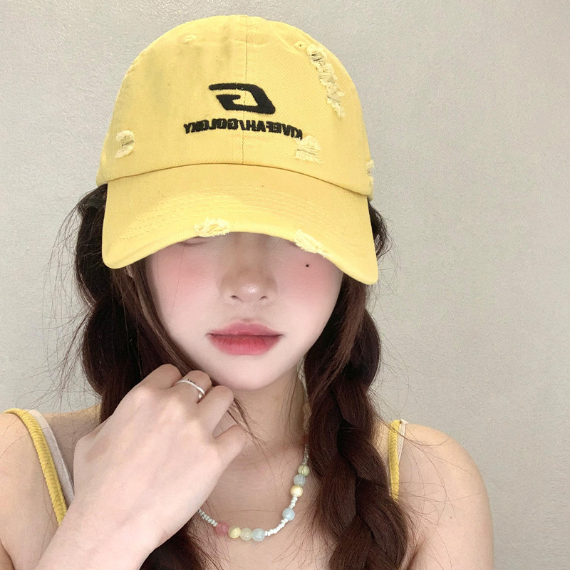 Korean perforated letter G embroidered baseball cap, women's big head circumference, small face, wide brim, duck tongue hat, casual and versatile