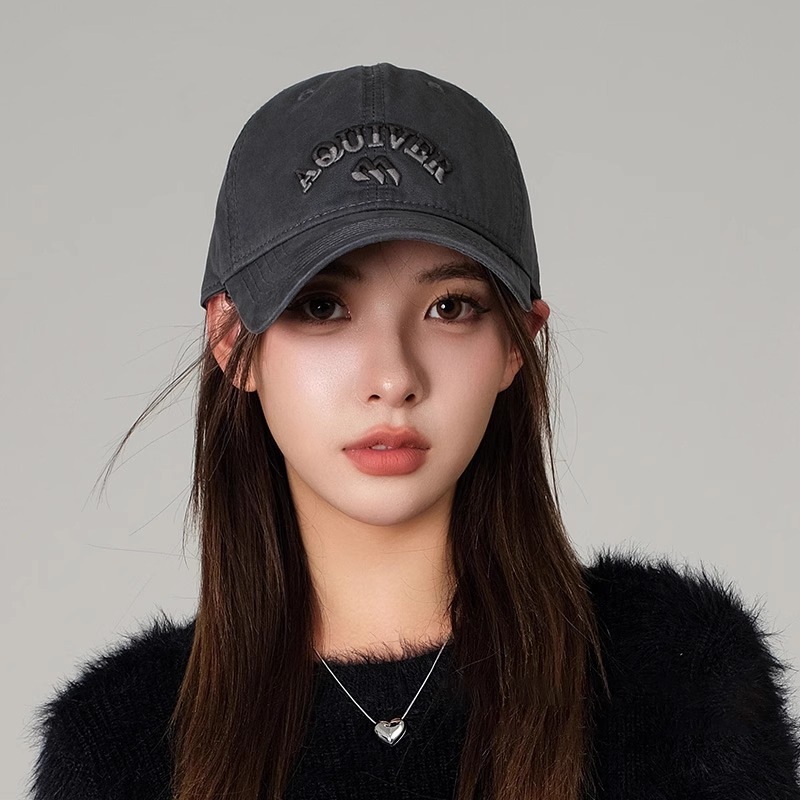 Korean designer collaboration baseball cap, deep top duckbill cap, high-end feel, soft top, small face, versatile sun hat Korean designer collaboration baseball cap, deep top duckbill cap, high-end feel, soft top, small face, versatile sun hat