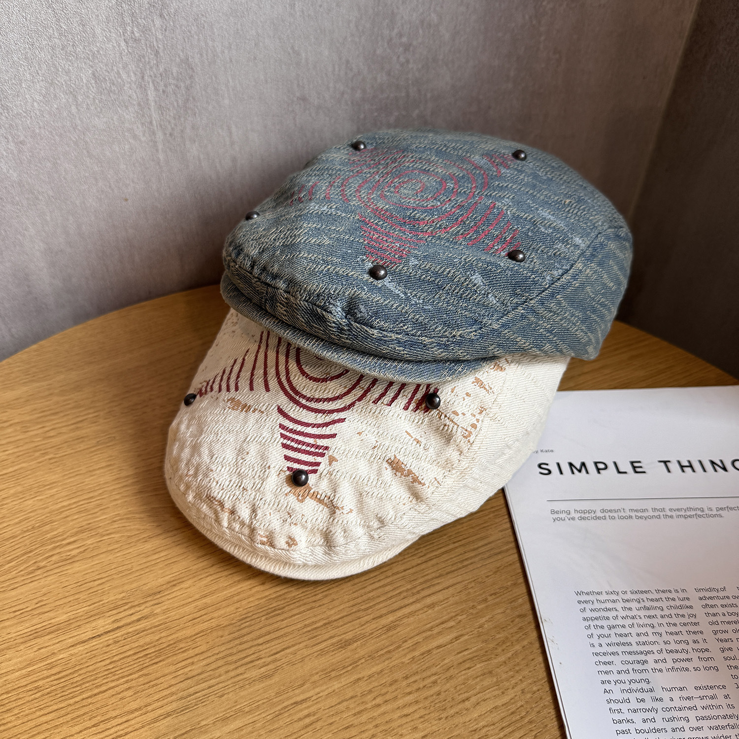 Japanese niche pentagram reverse wearing forward hat for women in spring and autumn, American retro versatile newspaper hat for children, painter hat trend