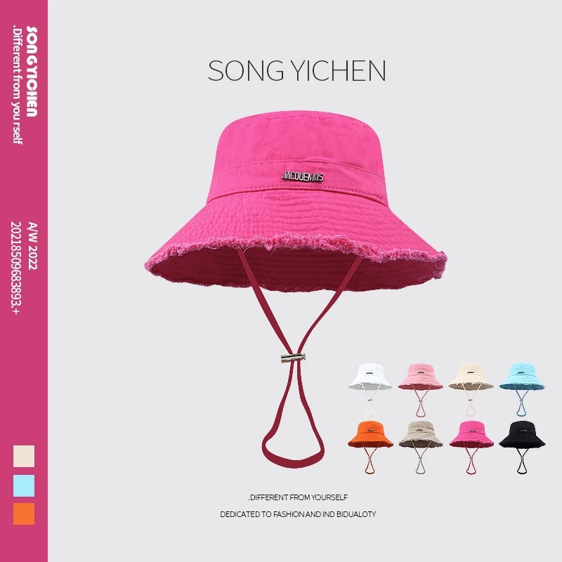 The same JACQUEMUS summer water washing big brimmed fisherman hat with rough edges and hanging rope for vacation sun protection women's sunshade hat